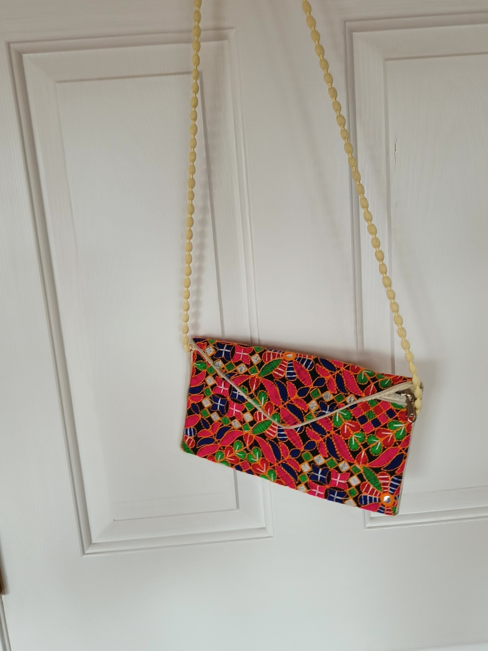 Colorful Embroidered Envelope Crossbody Bag - Multicolor